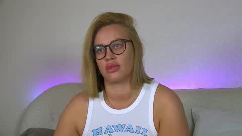 Maria online show from October 5, 2025, 6:28 pm