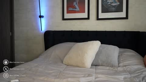 Snapshot of mariannacruzz chatting on January 10, 2025, 4:51 pm MARIANA online show from January 10, 2025, 4:51 pm