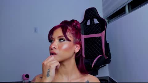 M A R I A N E online show from March 2, 2025, 10:14 am