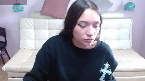 marianne_cam online show from May 12, 2026, 2:58 pm