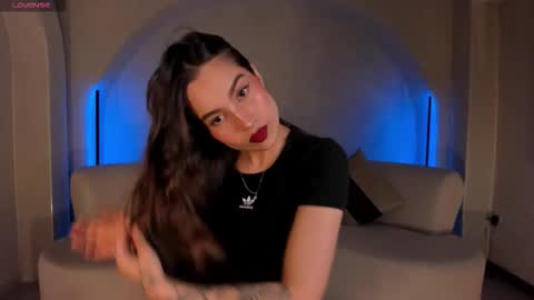 Snapshot of mariannelane1 chatting on November 26, 2025, 1:50 am Marianne online show from November 26, 2025, 1:50 am