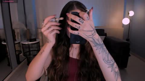 Marianne  online show from March 5, 2026, 8:16 pm