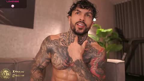 Snapshot of mariano_costa chatting on June 10, 2026, 5:07 am Mariano Costa online show from June 10, 2026, 5:07 am