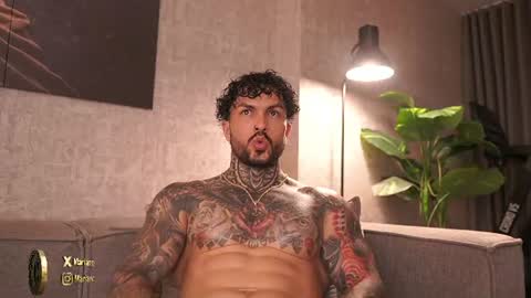 Snapshot of mariano_costa chatting on June 19, 2026, 1:43 am Mariano Costa online show from June 19, 2026, 1:43 am