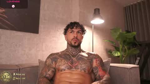 Snapshot of mariano_costa chatting on July 16, 2026, 6:41 am Mariano Costa online show from July 16, 2026, 6:41 am