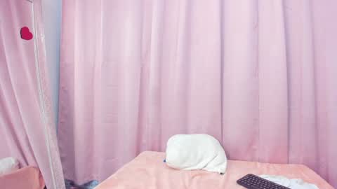 marianrosse online show from June 27, 2026, 12:22 pm