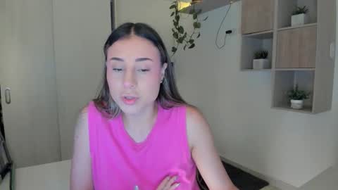 Snapshot of mariascarlett chatting on November 10, 2025, 11:37 pm mariascarlett online show from November 10, 2025, 11:37 pm