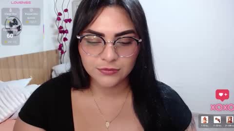 mariavex online show from May 12, 2026, 8:50 pm