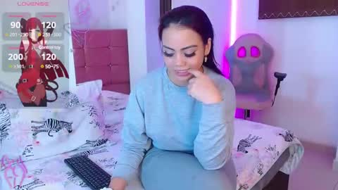 Snapshot of maribelsex303av chatting on January 30, 2025, 11:44 am maribelsex303av online show from January 30, 2025, 11:44 am