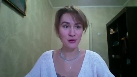 Elianor online show from March 24, 2026, 1:49 pm
