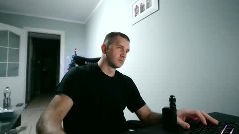 maribor5879 online show from January 15, 2025, 7:55 pm