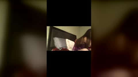 marie00090 online show from May 10, 2026, 7:57 am