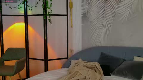 Snapshot of marie_diaze chatting on June 15, 2026, 5:09 am Marie LEAVE YOUR WITH ME online show from June 15, 2026, 5:09 am