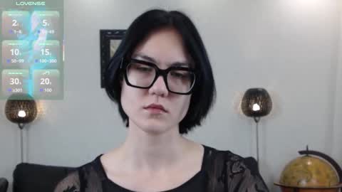 Marie Fitch online show from November 15, 2025, 3:48 am