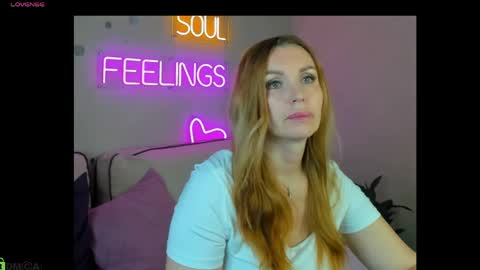 Snapshot of marie_hayes chatting on May 9, 2026, 1:22 am marie_hayes online show from May 9, 2026, 1:22 am