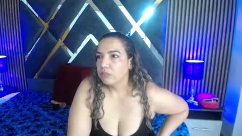 marie_hss online show from March 1, 2025, 8:31 pm