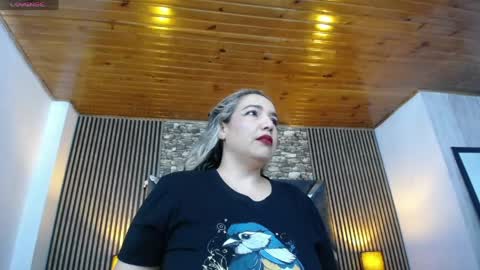 Snapshot of marie_hss chatting on May 4, 2026, 6:37 pm marie_hss online show from May 4, 2026, 6:37 pm