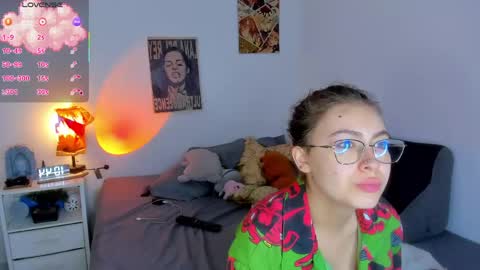 Mariee online show from April 27, 2026, 7:12 pm