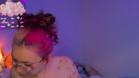Mariee online show from June 14, 2026, 7:16 pm