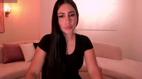 Snapshot of mariejane2 chatting on January 13, 2025, 10:47 am Im Marie Jane online show from January 13, 2025, 10:47 am