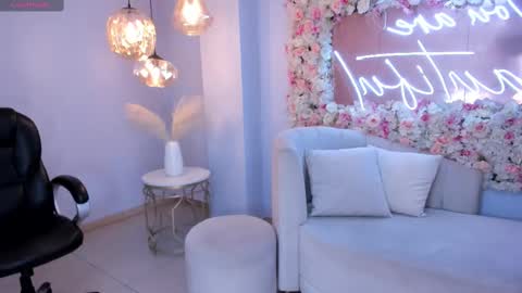 Snapshot of mariejane2 chatting on February 16, 2025, 10:32 am Im Marie Jane online show from February 16, 2025, 10:32 am