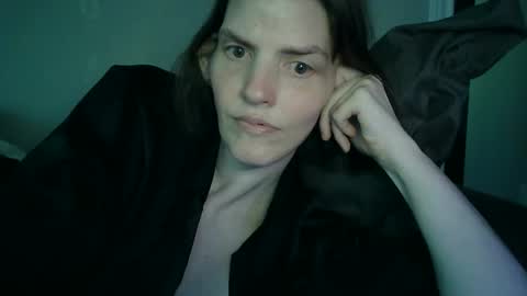 Mariejojo online show from December 20, 2025, 2:13 pm