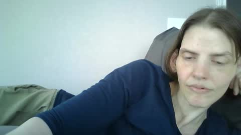 Mariejojo online show from May 4, 2026, 2:46 pm