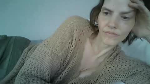 Mariejojo online show from June 11, 2026, 3:32 pm