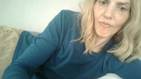 Mariejojo online show from June 12, 2026, 2:16 pm