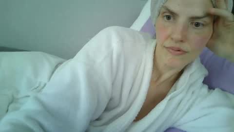 Mariejojo online show from July 7, 2026, 3:49 pm