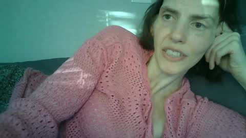 Mariejojo online show from July 14, 2026, 12:55 pm