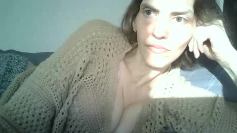 Mariejojo online show from July 18, 2026, 1:15 pm