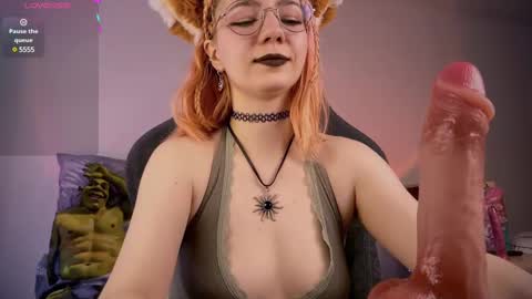 Snapshot of mariel_a_gold chatting on February 28, 2025, 7:05 am Mariel Gold online show from February 28, 2025, 7:05 am