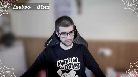 Snapshot of marielessfan chatting on October 19, 2025, 12:50 pm Marie online show from October 19, 2025, 12:50 pm