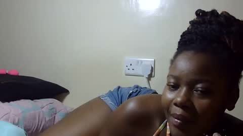 Marie online show from May 19, 2026, 2:01 pm