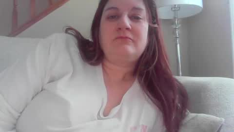 Snapshot of mariemasturbates chatting on December 14, 2025, 4:23 pm Marie online show from December 14, 2025, 4:23 pm