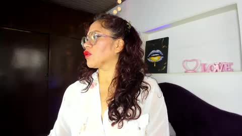 Snapshot of mariia_paulaa chatting on May 4, 2026, 1:18 pm mariia_paulaa online show from May 4, 2026, 1:18 pm