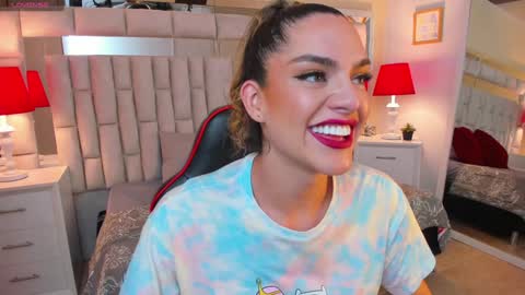 Snapshot of mariiahneedles chatting on February 5, 2025, 10:33 pm mariiahneedles online show from February 5, 2025, 10:33 pm