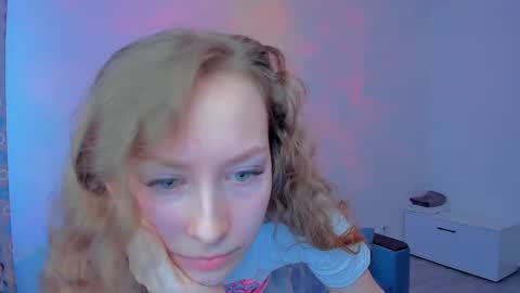 Snapshot of marilinal chatting on February 6, 2025, 4:53 am Marilina online show from February 6, 2025, 4:53 am