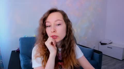 Snapshot of marilinal chatting on February 17, 2025, 5:04 am Marilina online show from February 17, 2025, 5:04 am