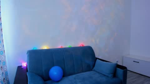 Snapshot of marilinal chatting on February 17, 2025, 8:09 am Marilina online show from February 17, 2025, 8:09 am