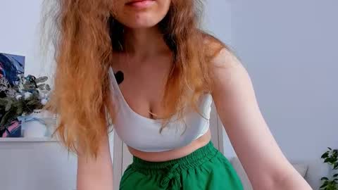 Snapshot of marilinal chatting on February 27, 2025, 7:12 am Marilina online show from February 27, 2025, 7:12 am