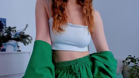 Snapshot of marilinal chatting on March 5, 2025, 9:16 am Marilina online show from March 5, 2025, 9:16 am