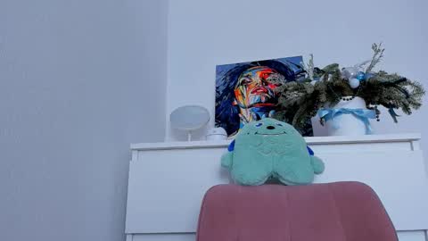 Snapshot of marilinal chatting on March 11, 2025, 10:07 am Marilina online show from March 11, 2025, 10:07 am