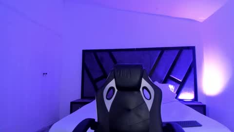 Snapshot of marilyndupont chatting on September 13, 2025, 4:01 am Marilyn online show from September 13, 2025, 4:01 am