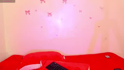 Snapshot of marilyndupont chatting on November 12, 2025, 12:44 am Marilyn online show from November 12, 2025, 12:44 am