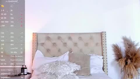 Snapshot of marilynrossy chatting on October 30, 2025, 4:25 am marilynrossy online show from October 30, 2025, 4:25 am