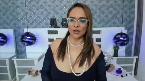 Snapshot of marilynvega77 chatting on January 31, 2025, 12:28 am Marilyn Vega online show from January 31, 2025, 12:28 am