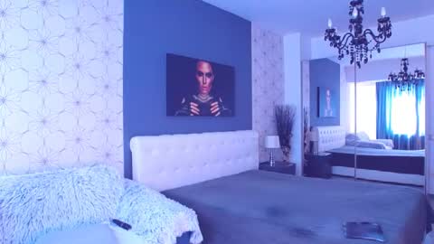 Mary Mais online show from May 3, 2026, 6:52 am