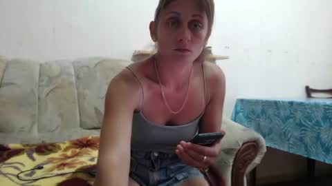 Snapshot of marina1995d chatting on June 15, 2026, 1:46 pm FOREVER YOURS online show from June 15, 2026, 1:46 pm